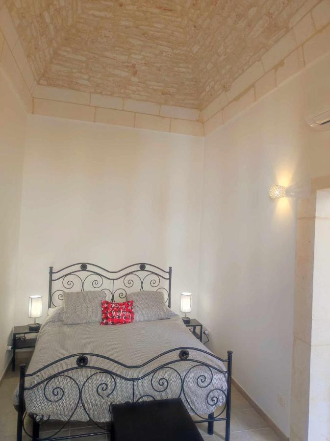 Il Plebiscito Luxury Loft Fronte Basilica Apartment มาร์ตินาฟรังกา ภายนอก รูปภาพ